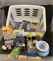 ITEMS FOR THE CATS & KIDS W/TOTE