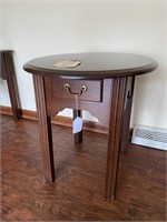 SOLID CHERRY CIRCULAR END TABLE W/DRAWER
