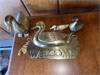 BRASS COLORED WELCOME DUCK SIGN & (3) DUCKS