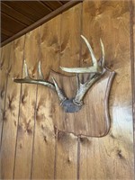 8 POINT MOUNTED RACK ON A PLAQUE