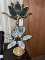 Vintage Elegant Glass Lotus Lamp