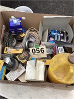 Box of assorted garage items