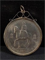 Five Shillings silver coin pendant (pb)