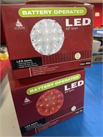 2 battery operated light spheres