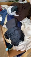 Big box of women’s clothes mostly M