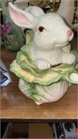 Bunny teapot with lid