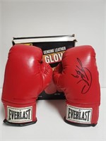 1996 Signed Everlast Boxing Gloves Larry Holmes