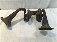 Old Vintage Double Horn Assembly