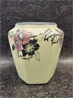 Weller Pottery Vase - Hudson Line