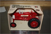 1/16 scale Farmall  350 (in box)