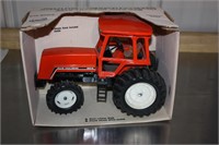 1/16 scale Allis Chalmers 8010 (in box)