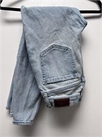 SIZE OS HOLLISTER WOMENS JEANS