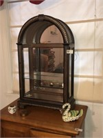 Counter Top Curio/Display (16"W x 28" T)