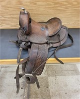 Leather Western Horse Saddle- Needs Cleaning