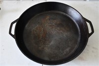 Large Lodge Cast Iron Pan 19 1/2" Handle to Handle