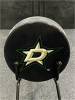 Official NHL Dallas Stars Hockey Puck