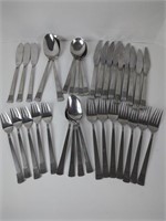 34 PC Jonelle Matching Stainless Cutlery Set