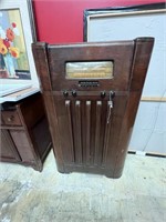 Old Standing Radio