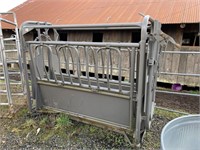 CALF SQUEEZE CHUTE