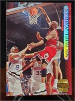 1997 MICHAEL JORDAN Premium NBA Card by TOPPS