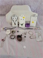 Lot of 15 Pieces of High Quality Fashion Jewelry