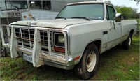 1984 Dodge 350 1 Ton Truck-Granny 4 Speed 5.9L*
