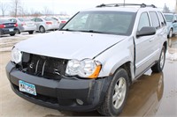 2010 Jeep Grand Cherokee Laredo -Two Owners-