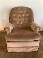 Cloth swivel chair