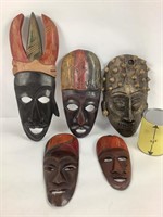 Collection de masques africains