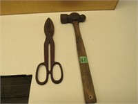 HAMMER AND SNIPS