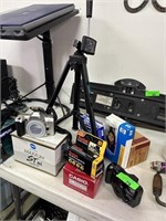 LOT OF MIXED CAMERAS AND TRIPODS