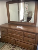 Bed Room Set: 2 dressers, mirror, headboard &frame