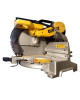 DEWALT NEW OUT OF BOX MITTER SAW  WITH BLADE