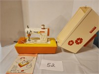 Montgomery sewing machine for little Homemakers