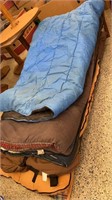 10 sleeping bags various conditions and brands