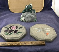 2 Cement Stepping Stones + A Frog Behind A Rock