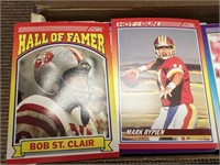 '90-'91 SCORE FOOTBALL CARDS (ABOUT 830 CARDS)