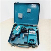 Makita Driver Drill with Charger & Case - UNTESTED