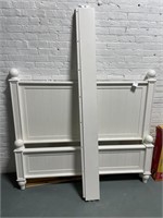 Beautiful White Klaussner Queen Size Bed Frame