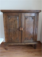 Antique Cabinet made in Indonesia, Modern Hinges,