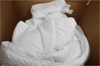 Oeko-Tex White Comforter