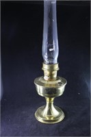 Antique Brass Aladdin Oil Lamp w/ Globe