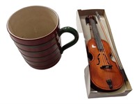 Mini Violin + Old Mug