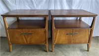 Lot of 2 Henredon Heritage Walnut Nightstands