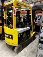 Hyster E50XM-03 Electric Forklift