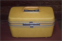 Vintage Samsonite Yellow Hard Shell Makeup Case