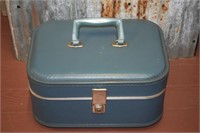 Vintage Blue Hard Shell Travel Makeup Case