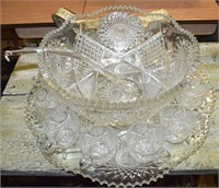 Large Pattern Glass Punch Bowl Set w/ Underplate
