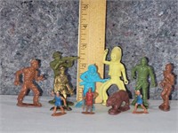 11 miscellaneous toy figurines Missing Some