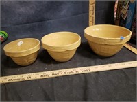 Lot of 3 Stoneware Nesting Bowls USA